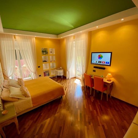 Il Giardino Segreto Bed & Breakfast Sorrento Dış mekan fotoğraf