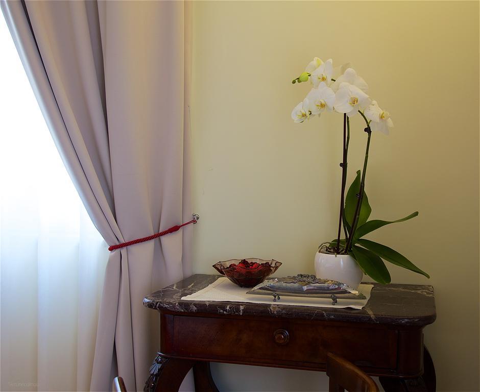 Il Giardino Segreto Bed & Breakfast Sorrento Dış mekan fotoğraf