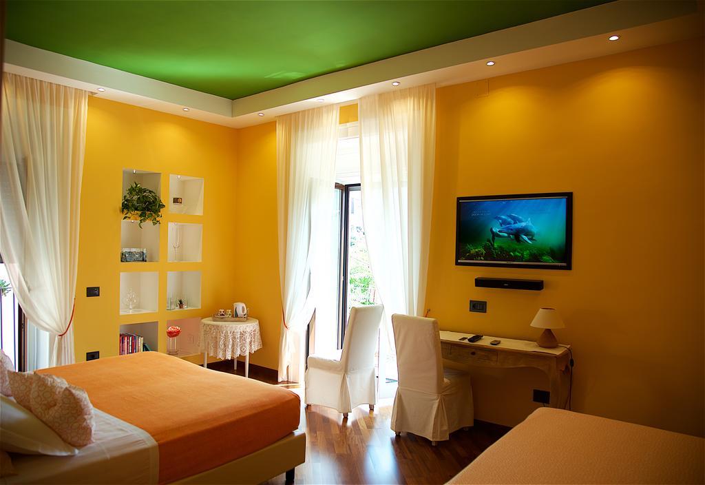 Il Giardino Segreto Bed & Breakfast Sorrento Dış mekan fotoğraf