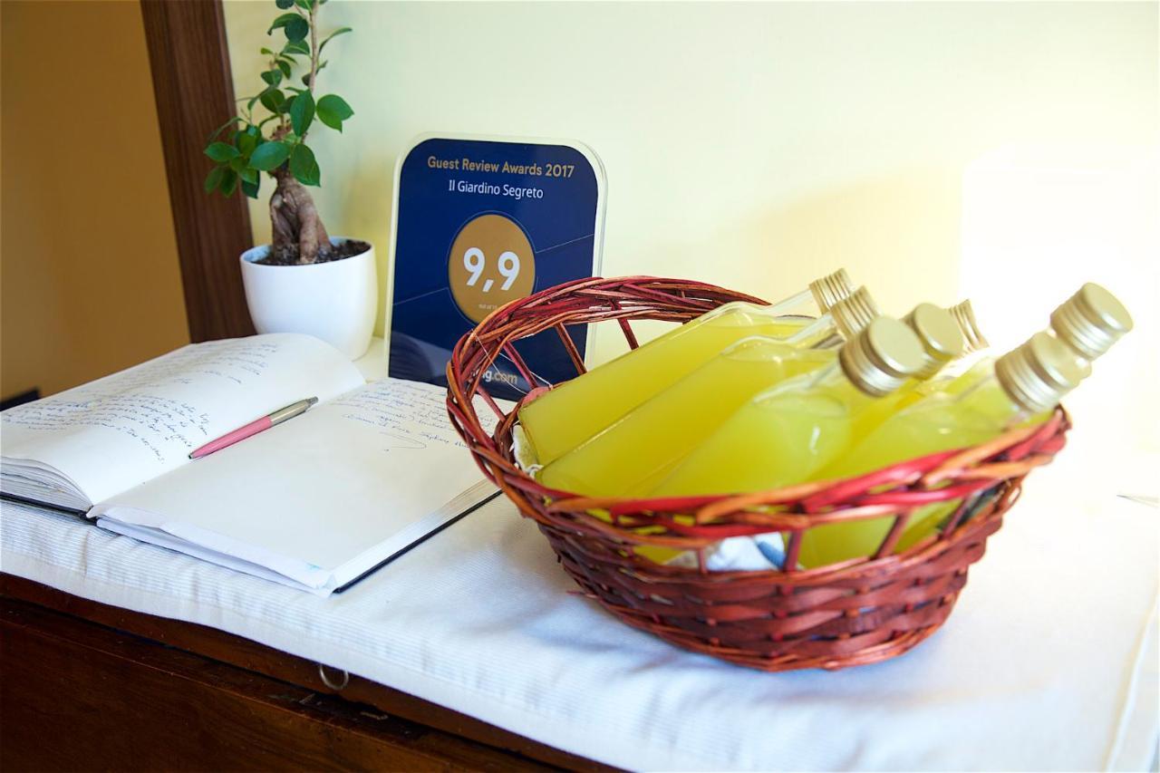 Il Giardino Segreto Bed & Breakfast Sorrento Dış mekan fotoğraf