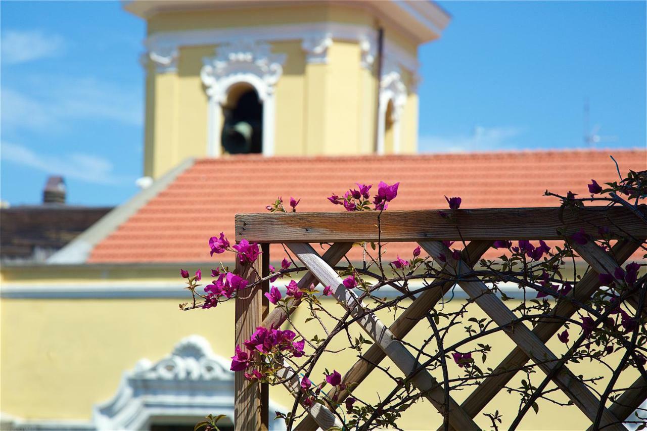 Il Giardino Segreto Bed & Breakfast Sorrento Dış mekan fotoğraf